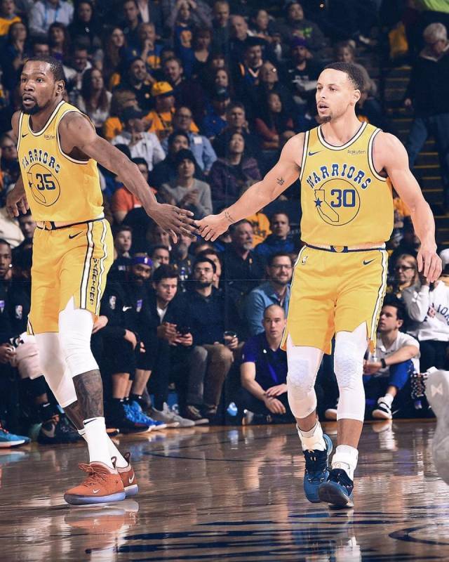 的年轻球员 的年轻球员