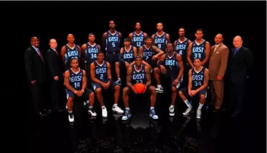 一个震撼的 一个震撼的